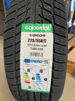 Preview: GOODRIDE SW608 225/55 R17 101V XL Winterreifen 4er Set