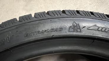 Preview: GOODRIDE SW608 225/40 R18 92V XL Winterreifen 4er Set