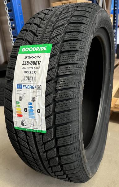 GOODRIDE SW608 225/50 R17 98H XL Winterreifen 4er Set