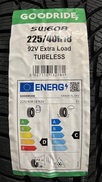 GOODRIDE SW608 225/40 R18 92V XL Winterreifen 4er Set